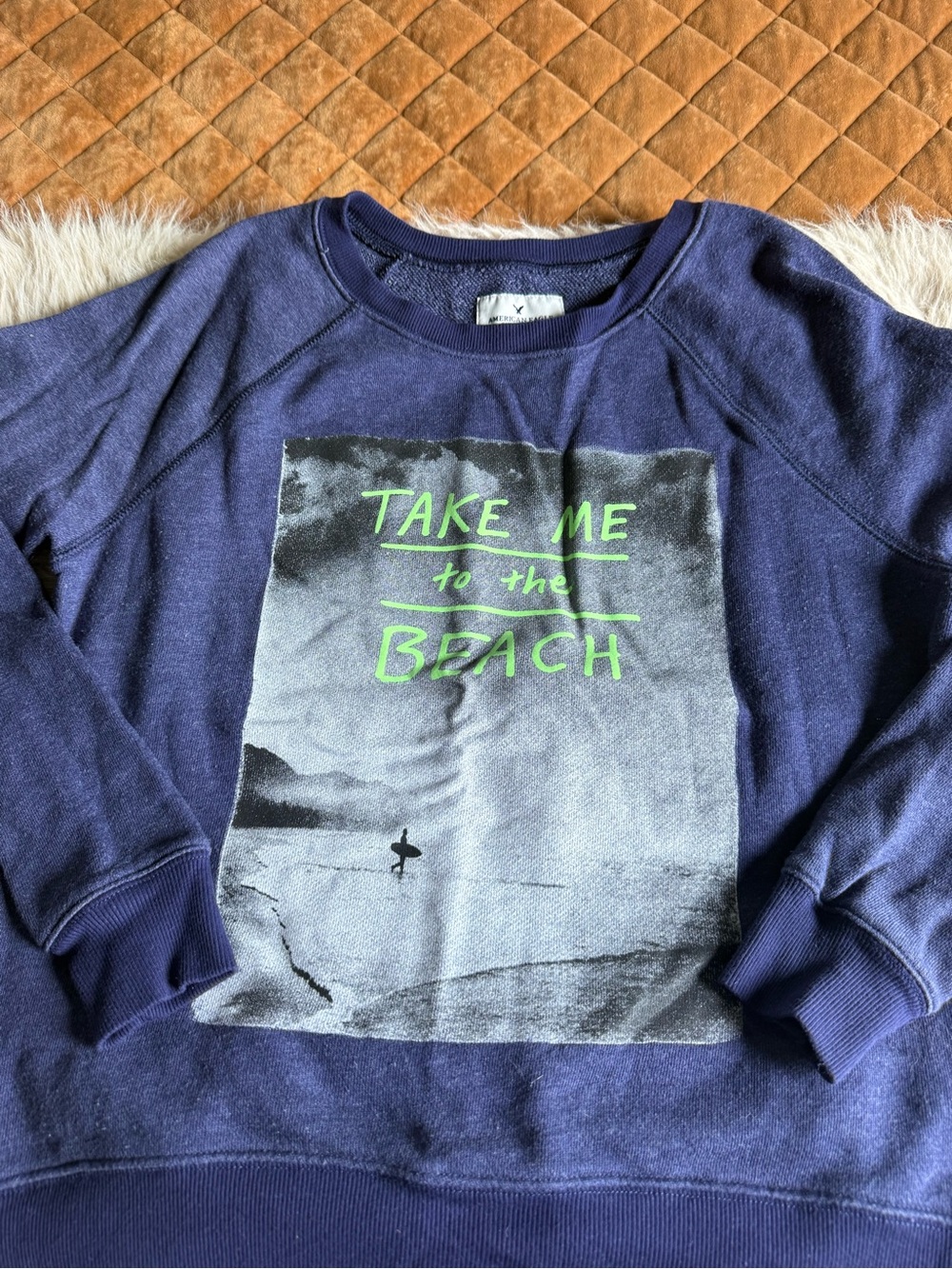 Women’s American Eagle Navy 'Take Me to the Beach' Graphic Sweatshirt